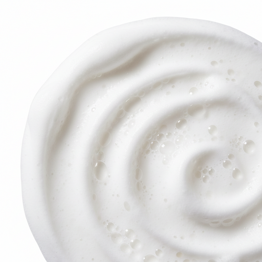 Luminous Creamy Face Wash – With Niacinamide